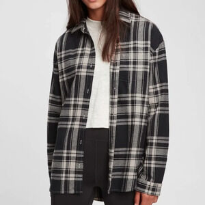 Gap Black and Cream Plaid Button Down Flannel Shirt Youth Size 12